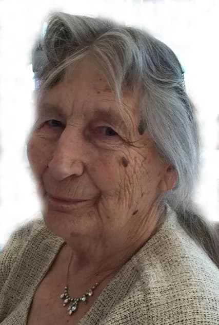 Johanna "Annie" Starrenburg