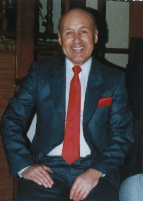 Thomas "Frank" Lightbound